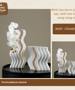 bình hoa lượn sóng trang trí bàn làm việc